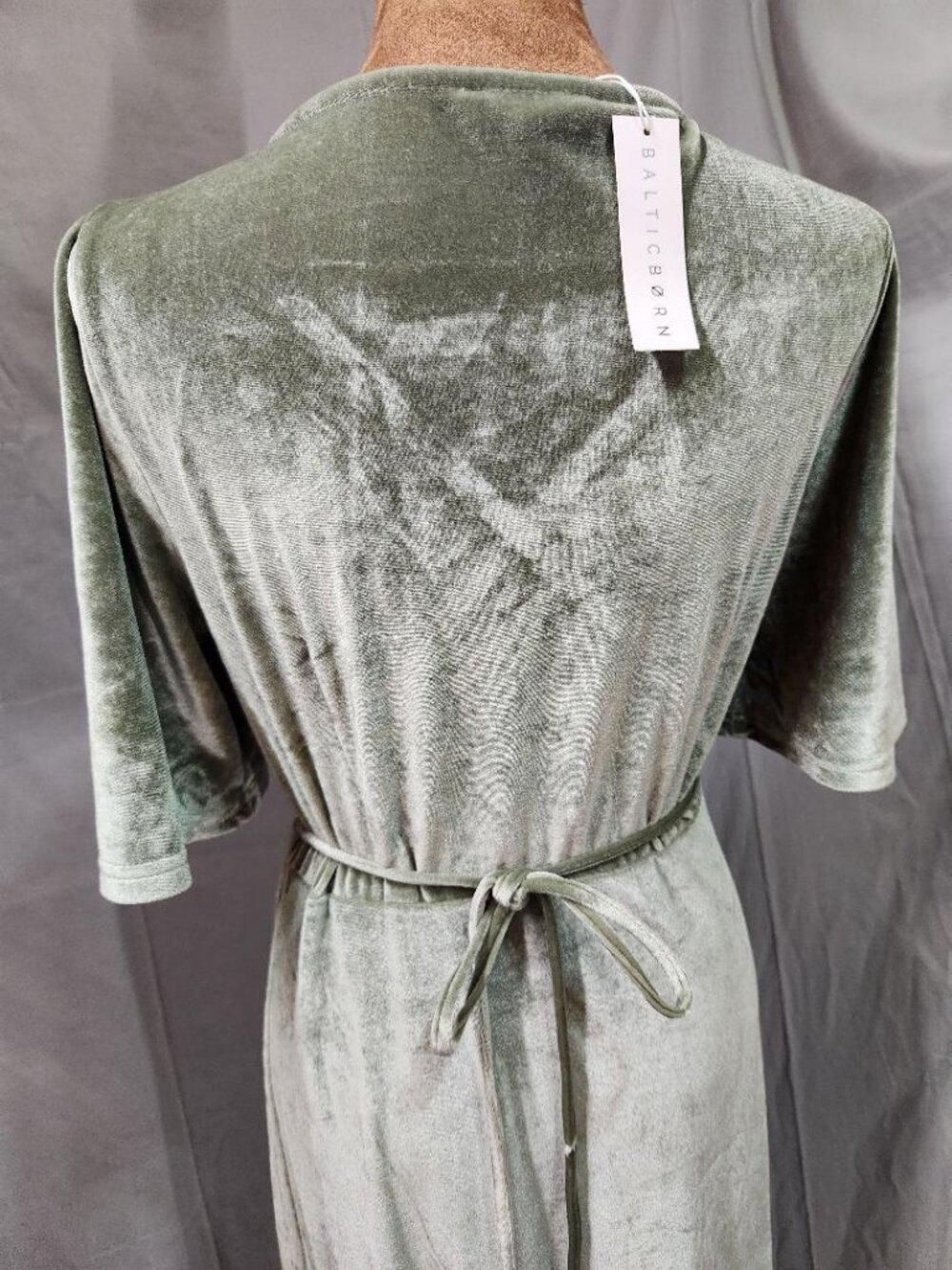 NWT Baltic Born Meghan Velvet Wrap Dress in Sage Color Sz Lg - Picture 10 of 11